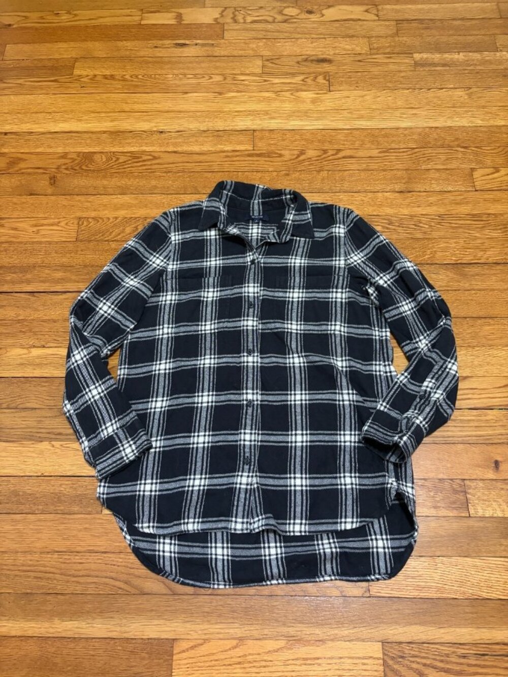 Madewell Women’s Plaid Flannel Button-Up Shirt Size Small Black Long Sleeve